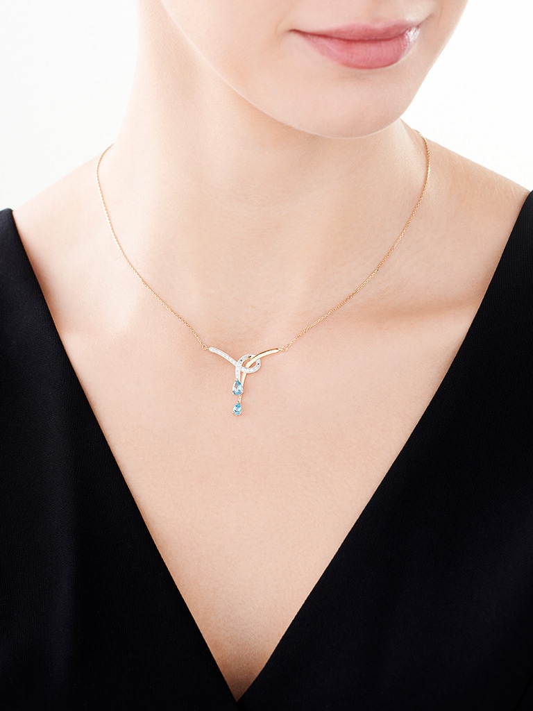 9 K Geelgoud Necklace met Diamanten