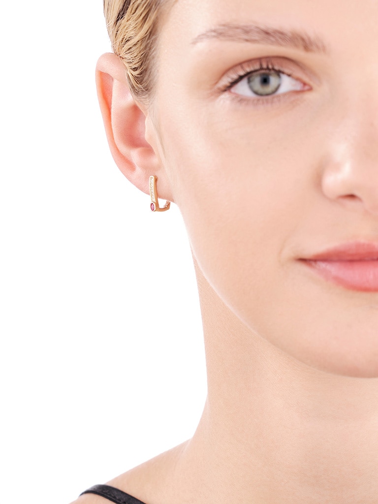 14 K Geelgouden Oorbellen met Cubic Zirconia