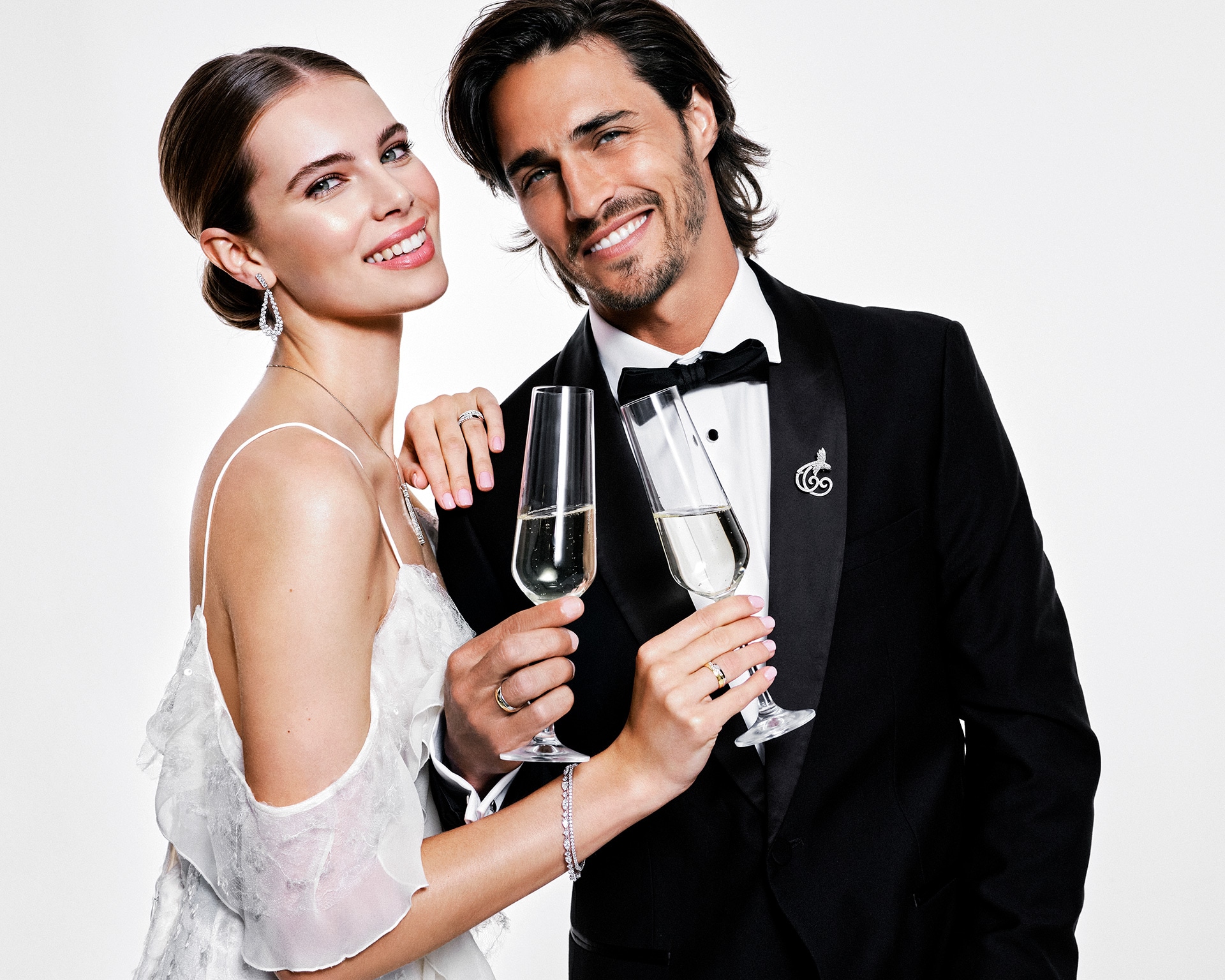 18 K Geelgoud met Rhodium Plaating – Verfijnde Ringen