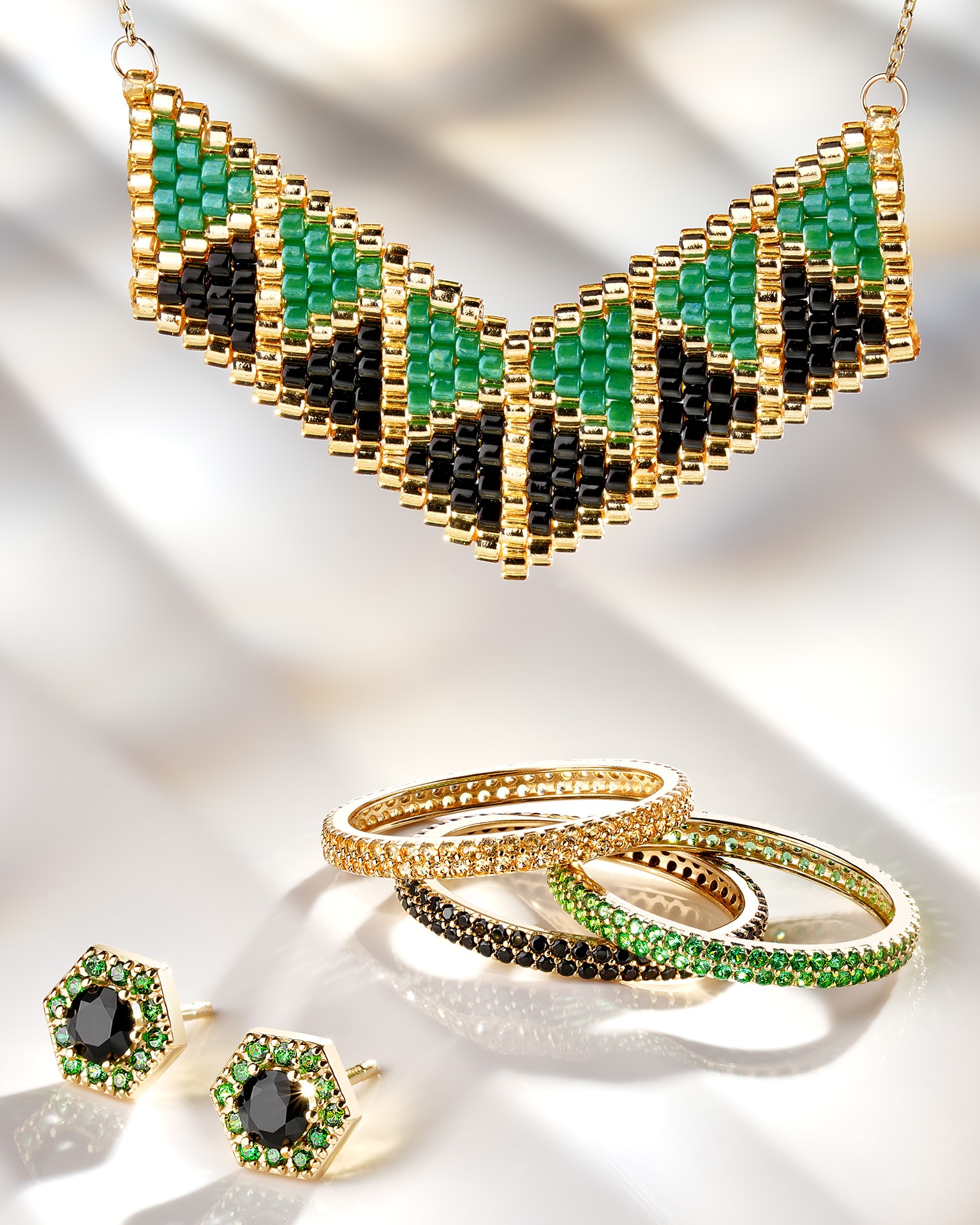 Eeuwige Ringen van Geelgoud met Cubic Zirconia
